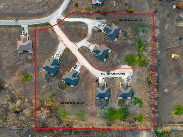 560-566 Crest Circle Drive , San Marcos, TX 78666