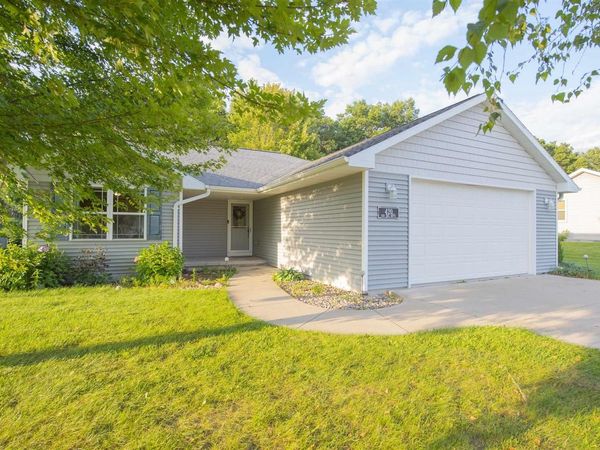 420 RED TAIL DRIVE, Amherst, WI 54406