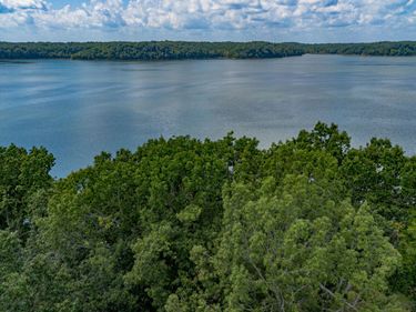354 Ralph Beatty Road, Eddyville, KY 42038