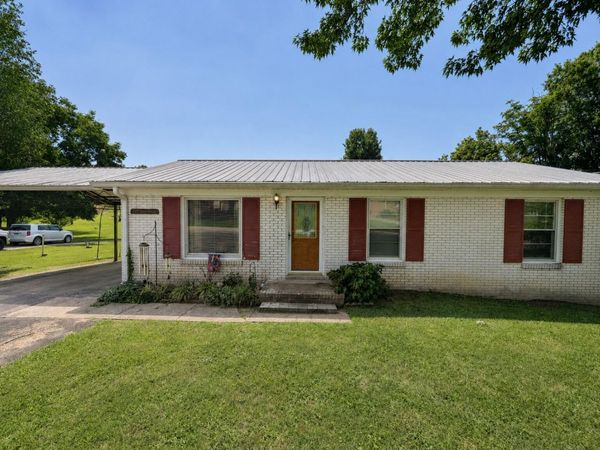 103 Greenbriar Street, Woodbury, TN 37190