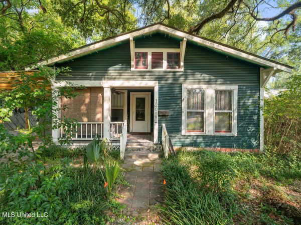 1205 Adeline Street, Hattiesburg, MS 39401