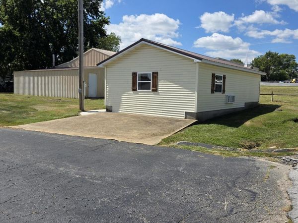 204 N Madison Avenue , Mansfield, MO 65704