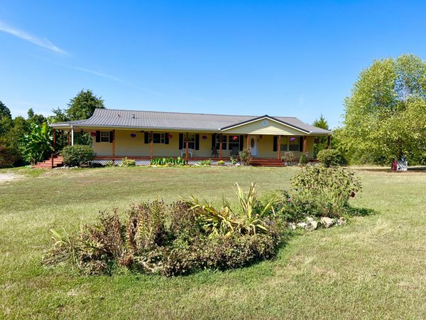 2355 King Road , Mountain Grove, MO 65711