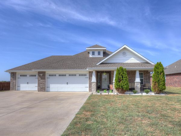 2764 Annelise Lane , Joplin, MO 64804