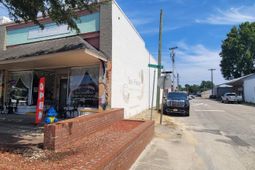 4004 Railroad Ave.  photo 4