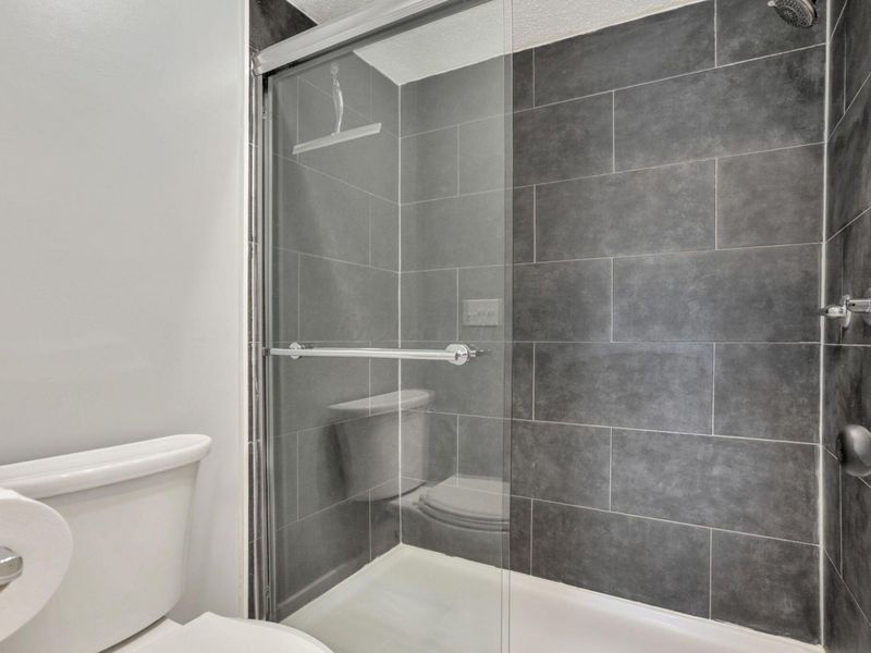 1212 Lake Shore Drive, Unit C, Columbus, OH 43204 Photo 25
