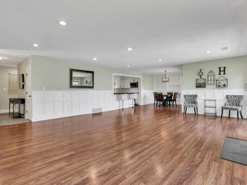 1212 Lake Shore Drive, Unit C, Columbus, OH 43204 Photo 8