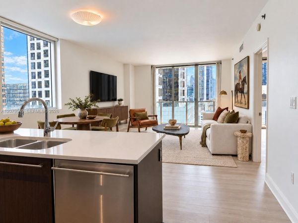 55 SE 6th St, Unit 1510, Miami, FL 33131