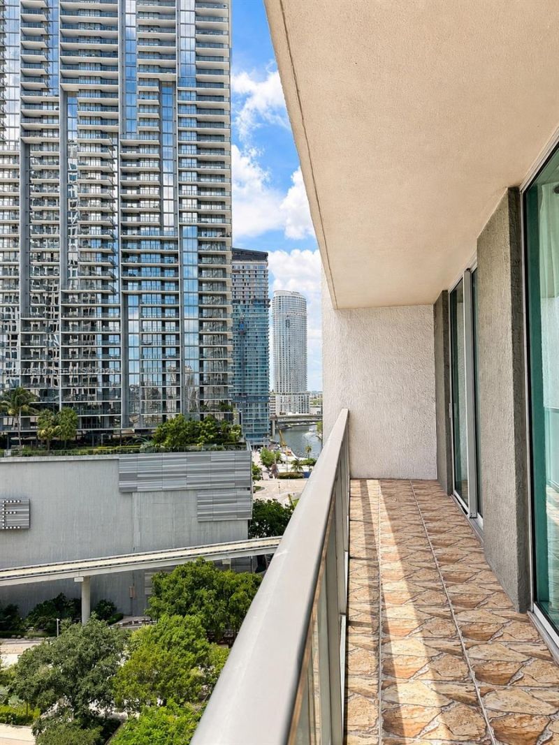 55 SE 6th St , Unit 1510, Miami, FL 33131 Photo
