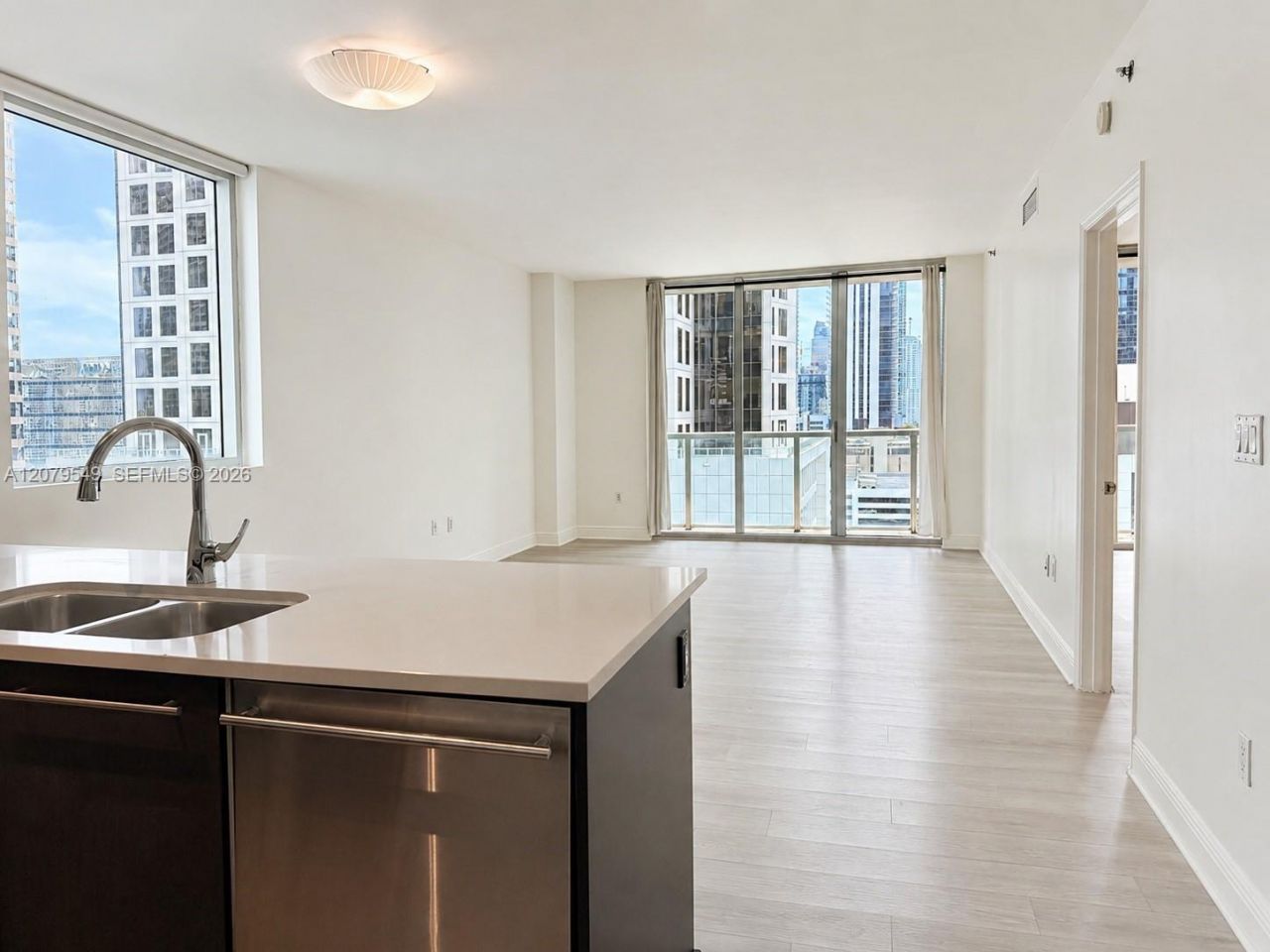 55 SE 6th St , Unit 1510, Miami, FL 33131 Photo
