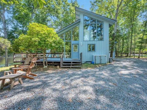 1010 Aquarius Drive, Lake Ariel, PA 18436