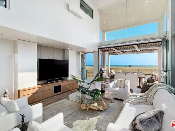 1255 Palisades Beach Road, Santa Monica, CA 90401