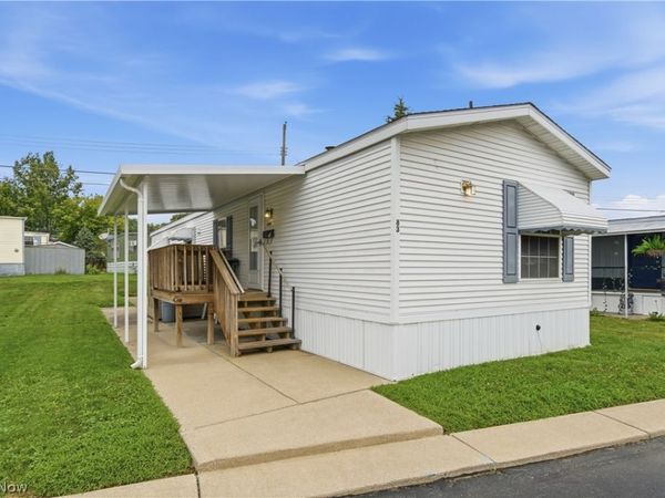 83 Helen Street , Barberton, OH 44203