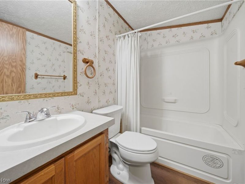 83 Helen Street, Barberton, OH 44203 Photo 13
