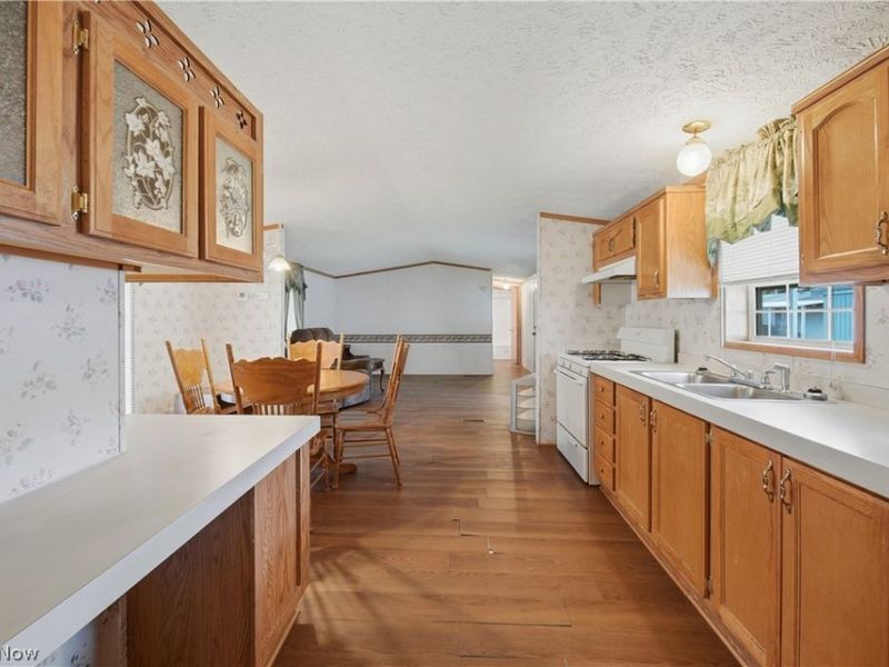 83 Helen Street, Barberton, OH 44203 Photo 7