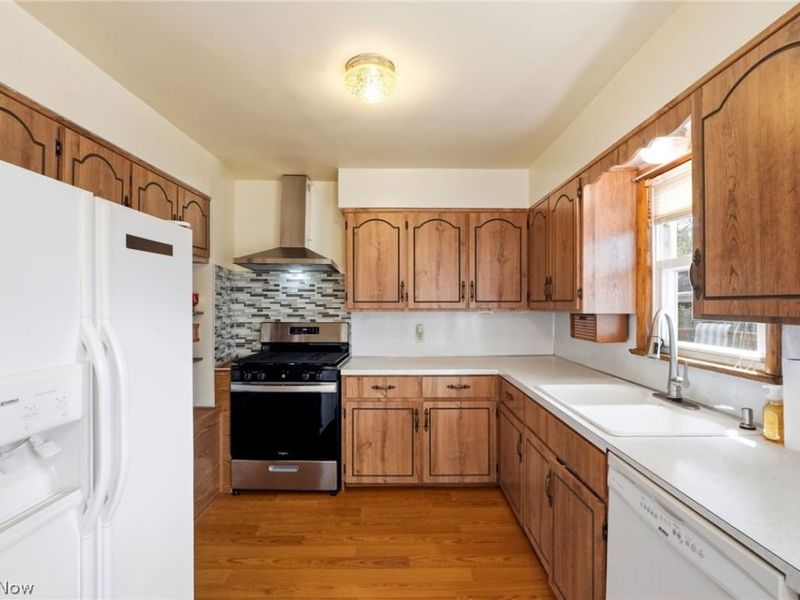 318 Lehigh Avenue, Cuyahoga Falls, OH 44221 Photo 12