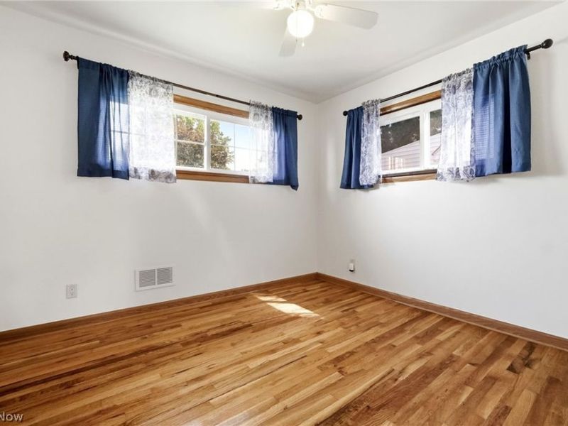 318 Lehigh Avenue, Cuyahoga Falls, OH 44221 Photo 17