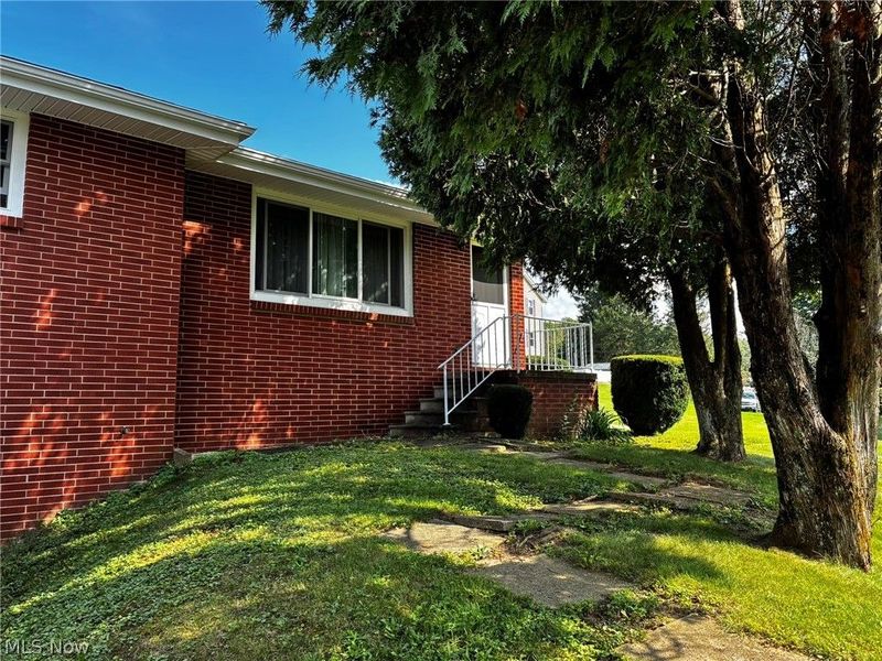 21 Sarah Boulevard, Toronto, OH 43964 Photo 2