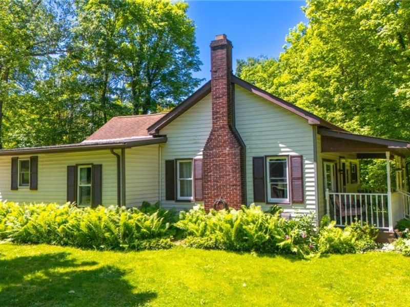 54540 Farr Road, Bridgeport, OH 43912 Photo 2