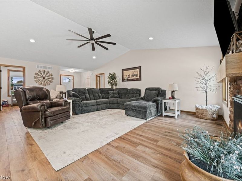 850 Eggleston, Aurora, OH 44202 Photo 5
