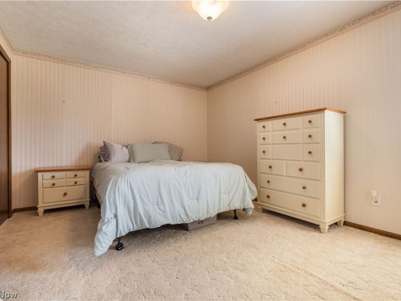 12534 Springwater Avenue NW, Uniontown, OH 44685 Photo 22