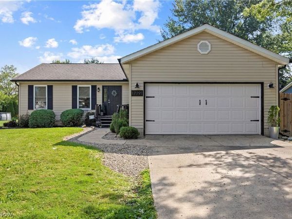 17791 E Parkway , LaGrange, OH 44050