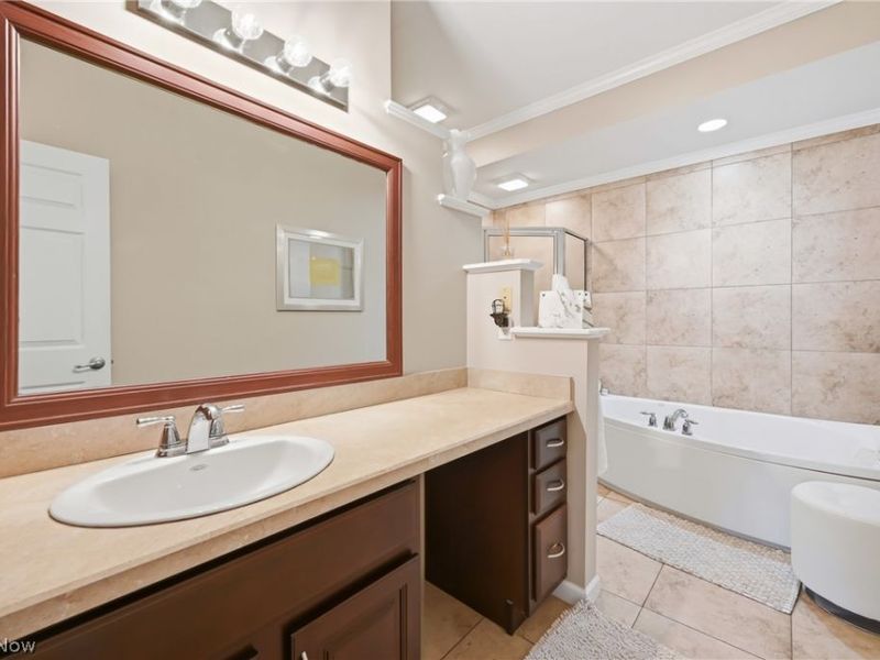 568 Lakeview Boulevard, Unit 568, Lake Milton, OH 44429 Photo 16