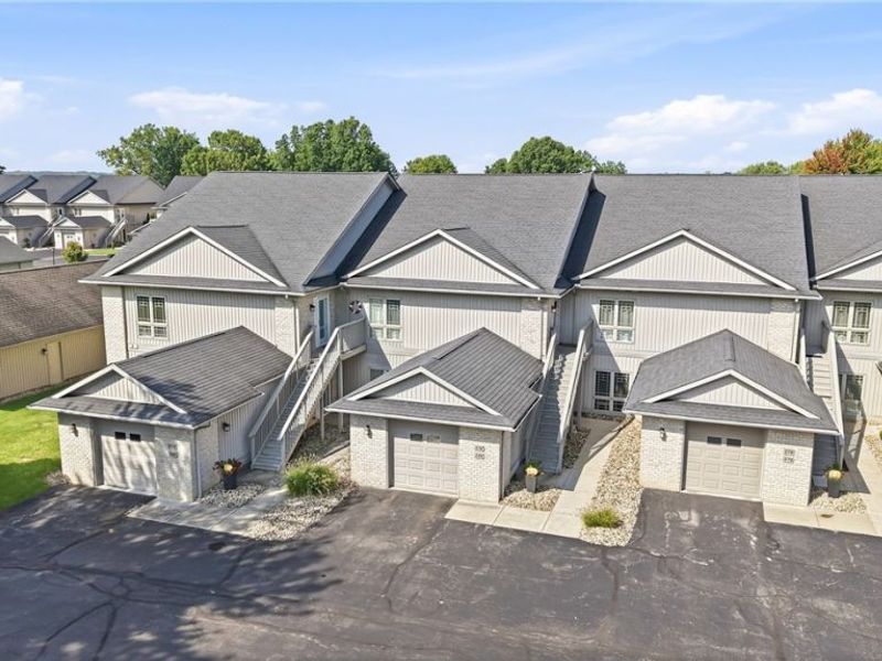 568 Lakeview Boulevard, Unit 568, Lake Milton, OH 44429 Photo 2
