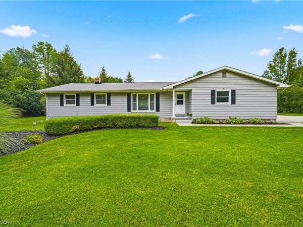 9225 Willson Drive , Chagrin Falls, OH 44023