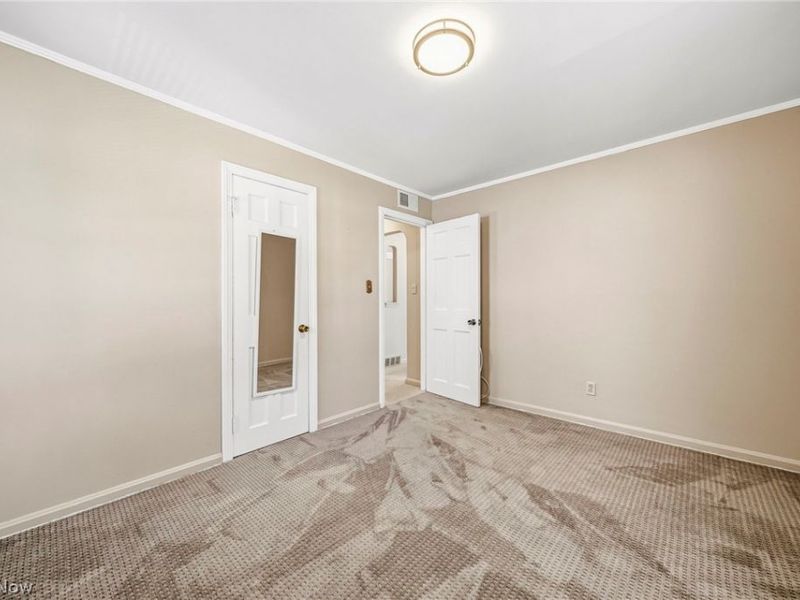 1411 Orchard Heights Drive, Mayfield Heights, OH 44124 Photo 17
