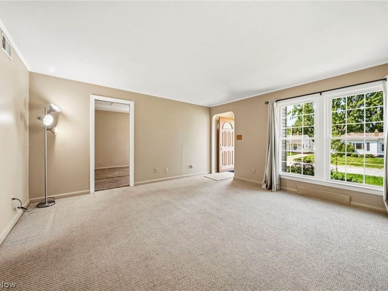 1411 Orchard Heights Drive, Mayfield Heights, OH 44124 Photo 7