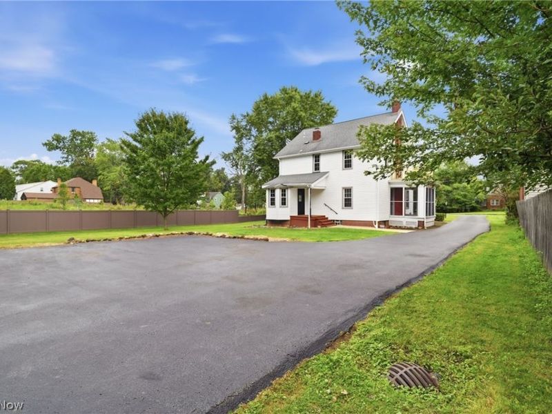 209 Wildwood Drive, Boardman, OH 44512 Photo 3