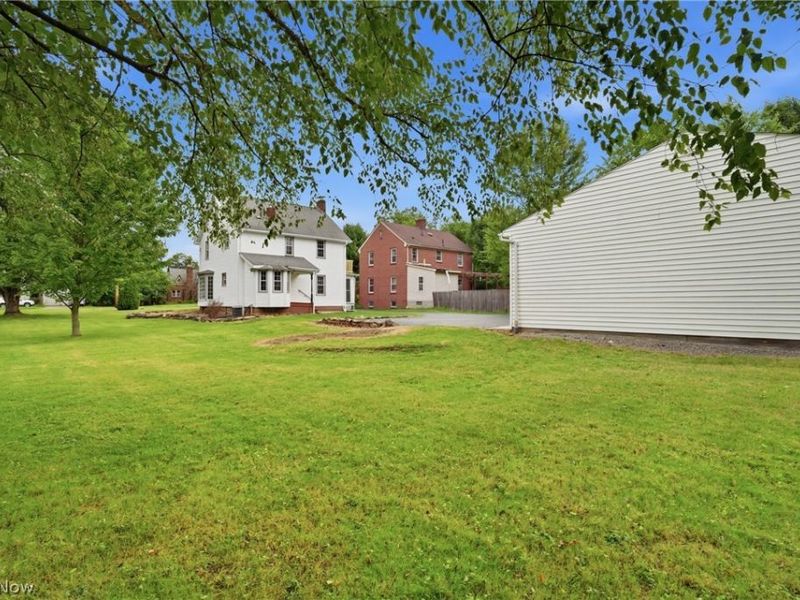 209 Wildwood Drive, Boardman, OH 44512 Photo 5