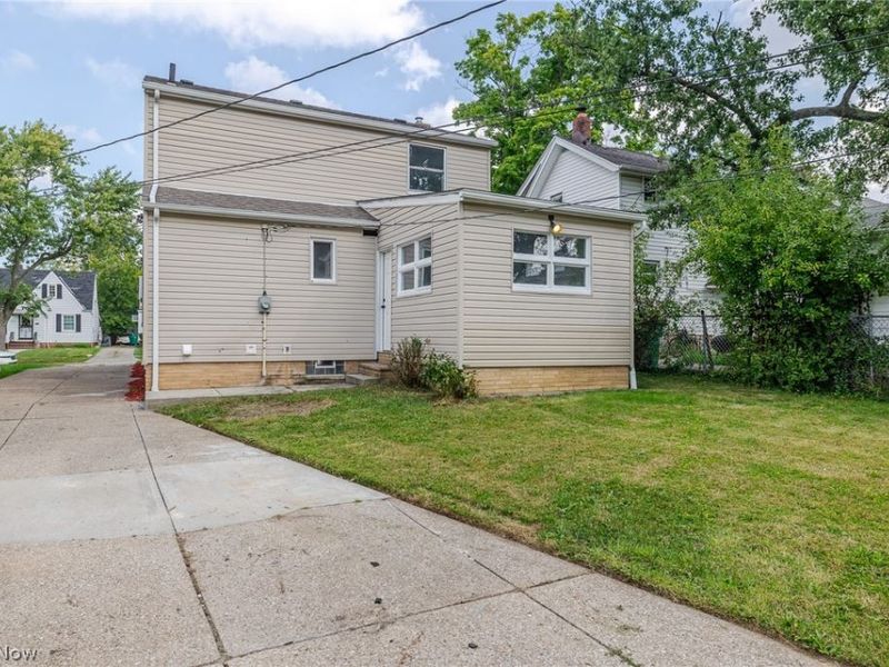 19806 Mountville Drive, Maple Heights, OH 44137 Photo 41