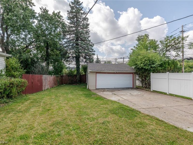 19806 Mountville Drive, Maple Heights, OH 44137 Photo 42