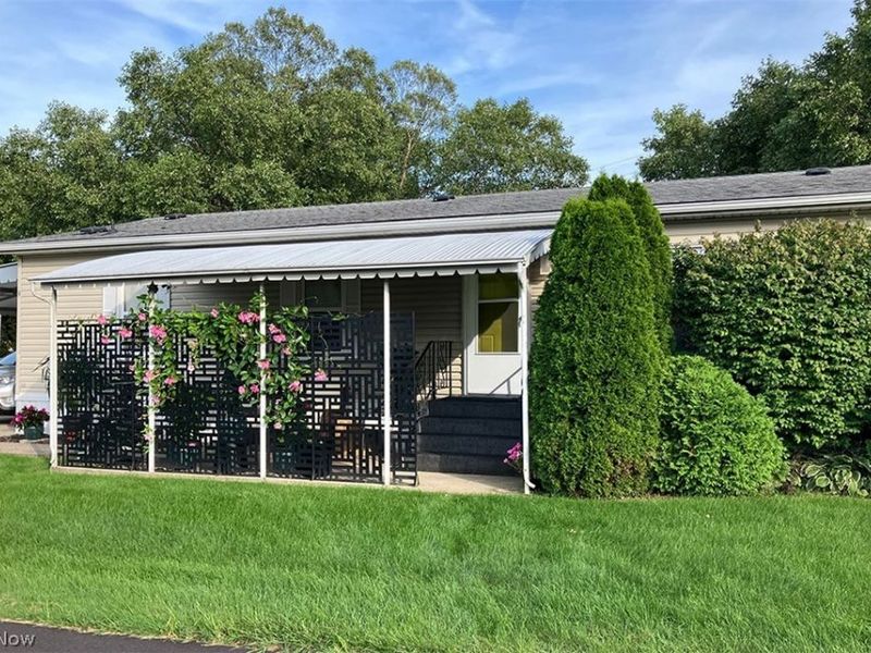 9 Corktree Drive, Olmsted Township, OH 44138 Photo 2