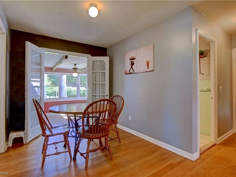 21870 Seabury Avenue, Fairview Park, OH 44126 Photo 17