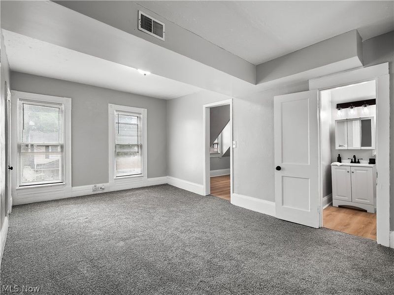 3850 W 18 Street, Cleveland, OH 44109 Photo 10