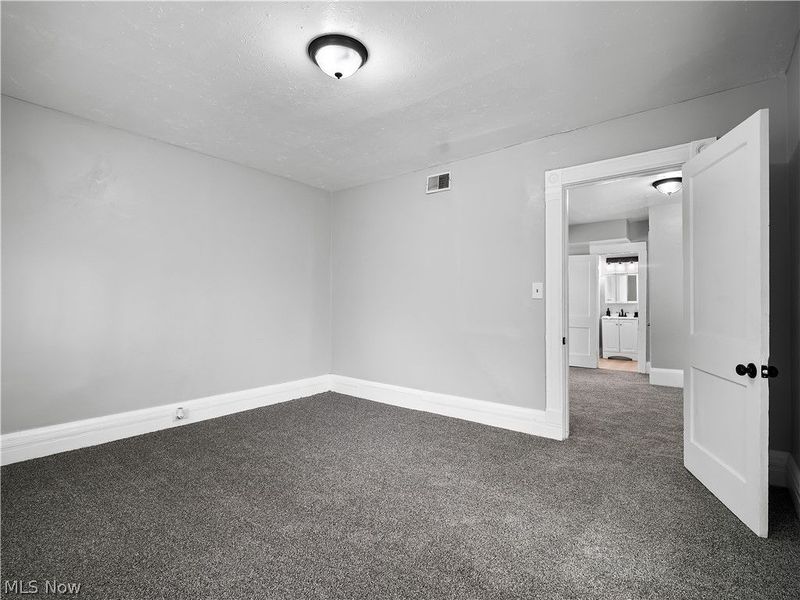 3850 W 18 Street, Cleveland, OH 44109 Photo 18