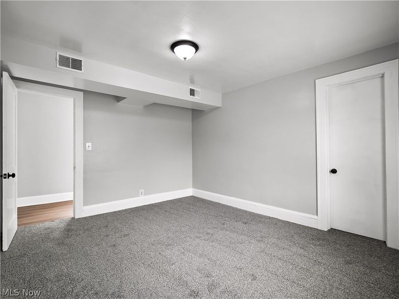3850 W 18 Street, Cleveland, OH 44109 Photo 24