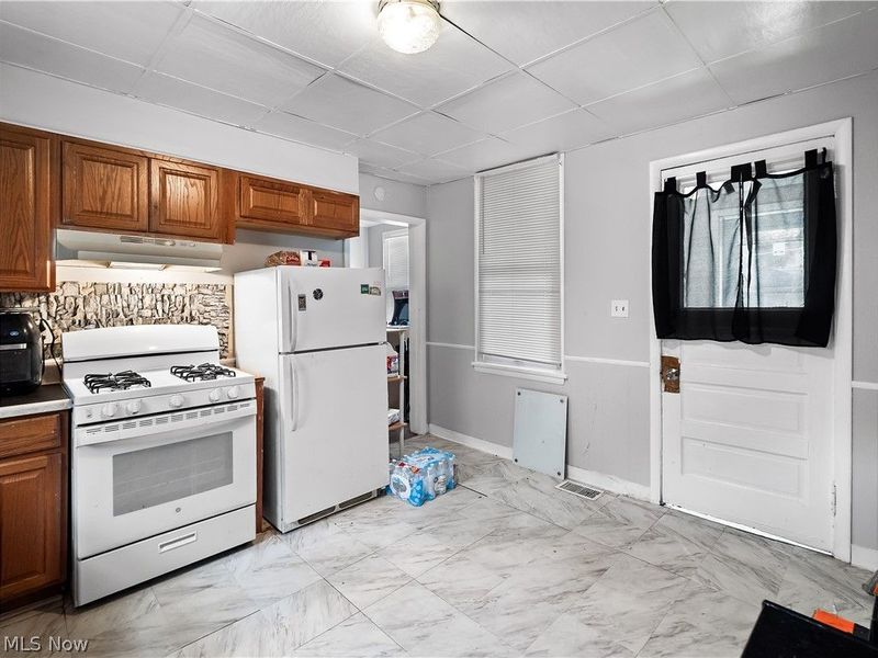 3850 W 18 Street, Cleveland, OH 44109 Photo 27