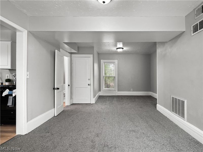 3850 W 18 Street, Cleveland, OH 44109 Photo 8