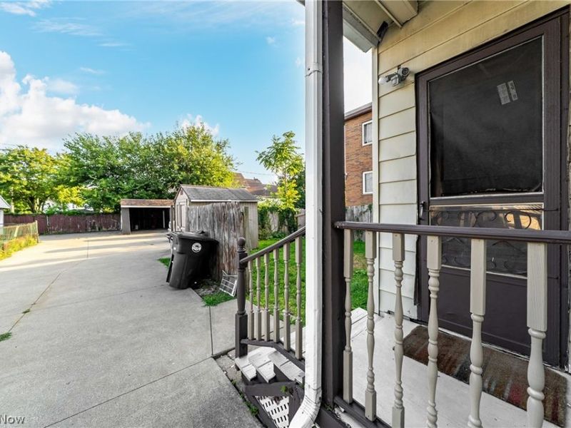2809 Archwood Avenue, Cleveland, OH 44109 Photo 38