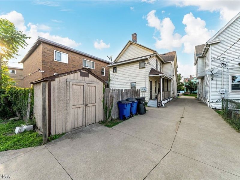 2809 Archwood Avenue, Cleveland, OH 44109 Photo 41