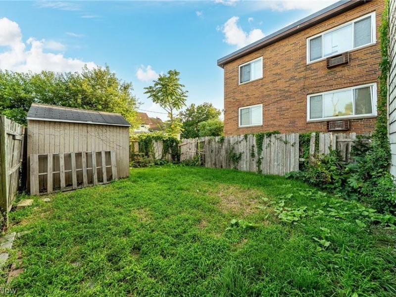 2809 Archwood Avenue, Cleveland, OH 44109 Photo 44
