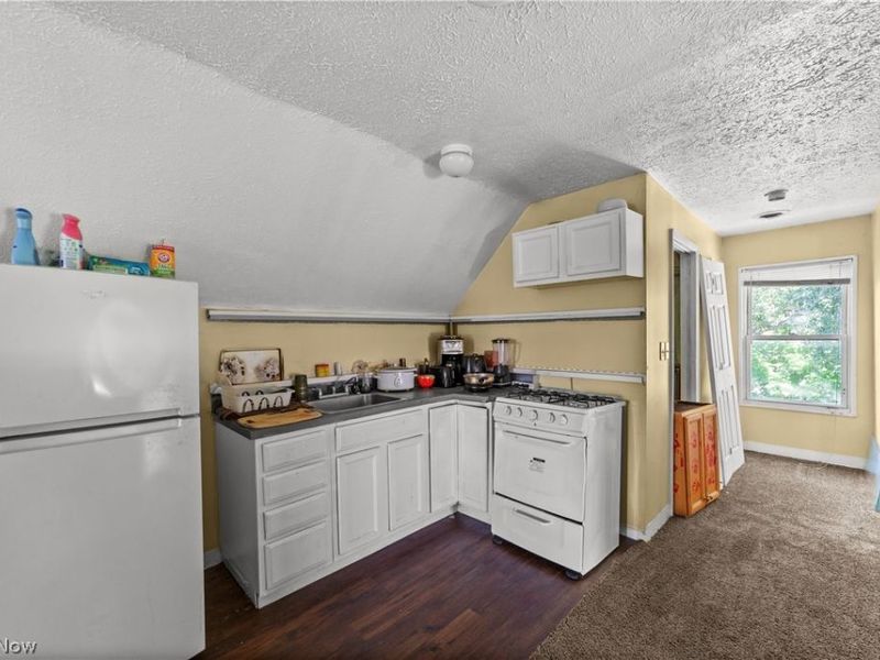8604 Willard Avenue, Cleveland, OH 44102 Photo 10