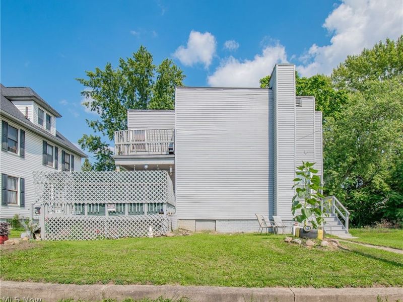 1532 Woodland Avenue NW, Canton, OH 44703 Photo 3