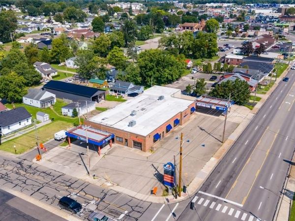 2415 Maple Avenue, Zanesville, OH 43701