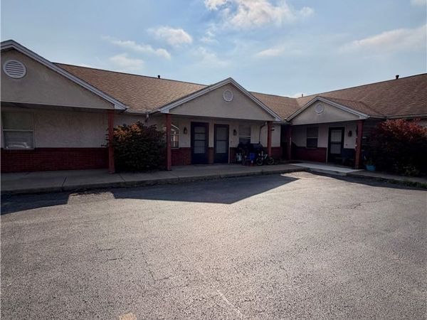 1819 Gracewoods Drive , Unit 6, Niles, OH 44446