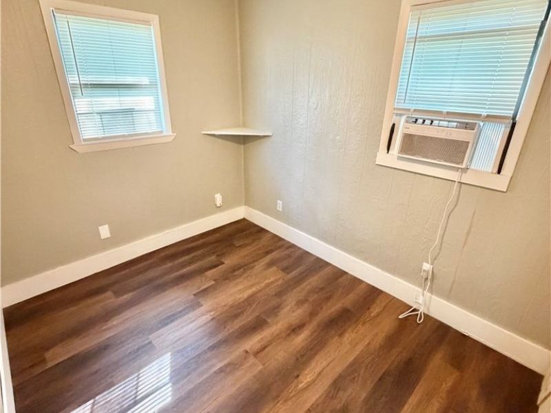 111 S Butler Avenue, Niles, OH 44446 Photo 7